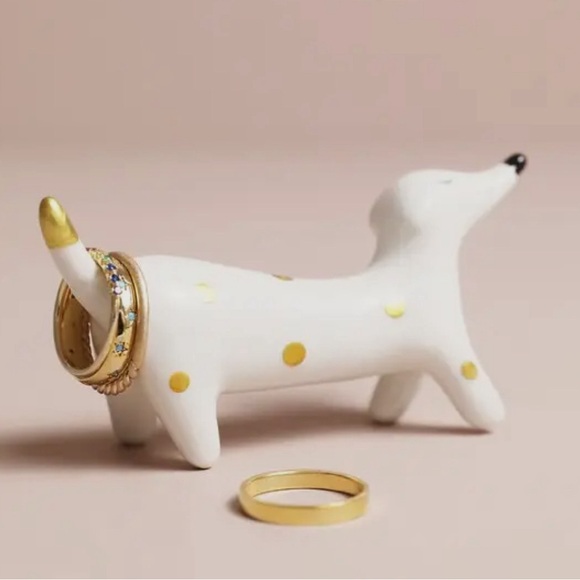 Ring Holder - Picture 2 of 3